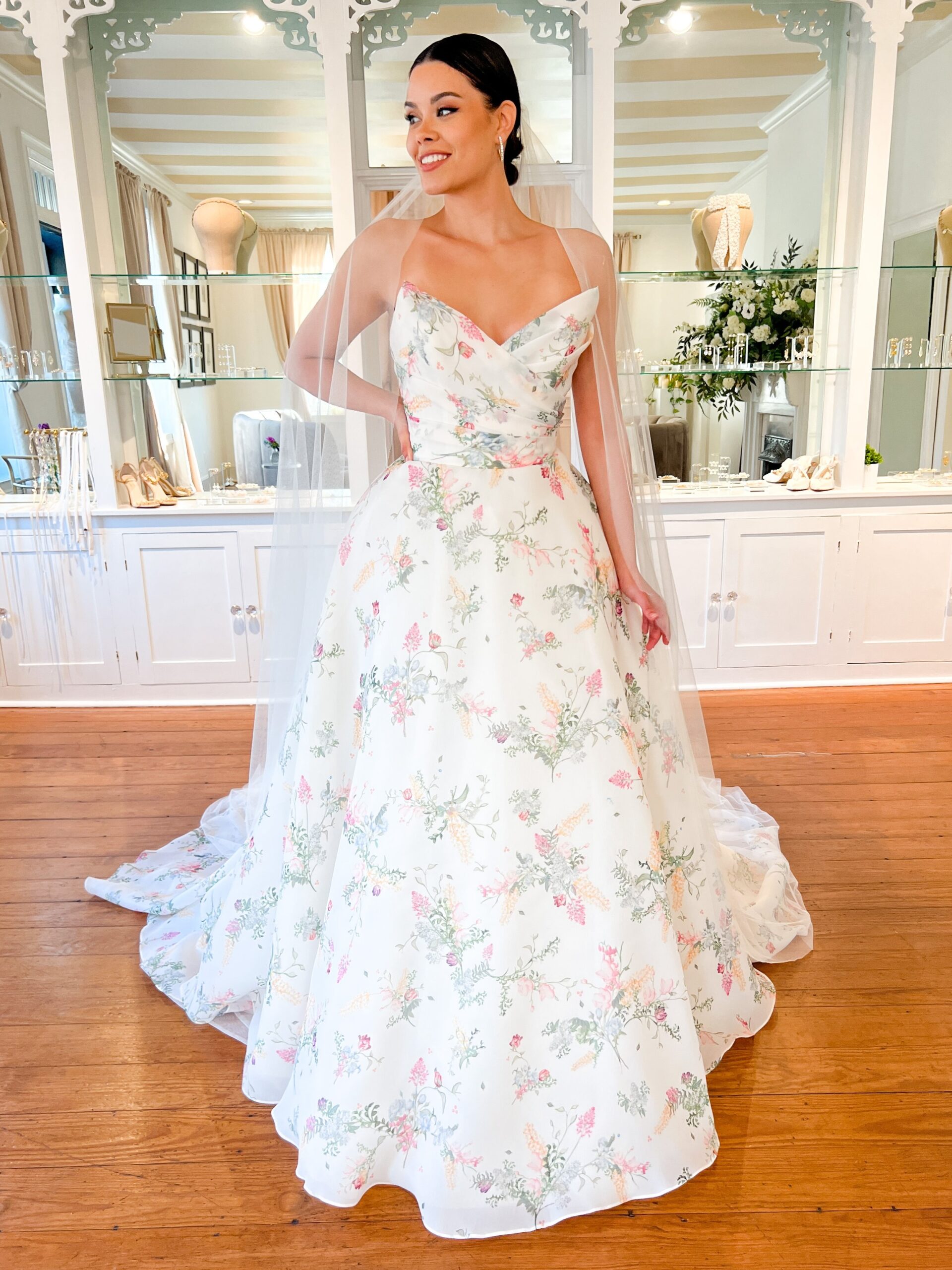 Color Me Happy 6 Ways To Add Color To Your Wedding Look House 
