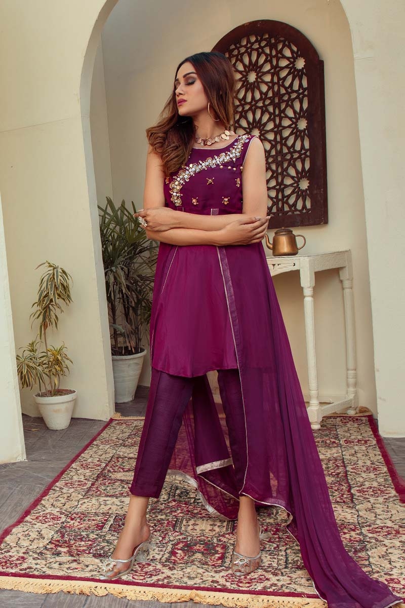 EXCLUSIVE MAGENTA COLOR PARTY WEAR ZZS207 Exclusive Online Boutique