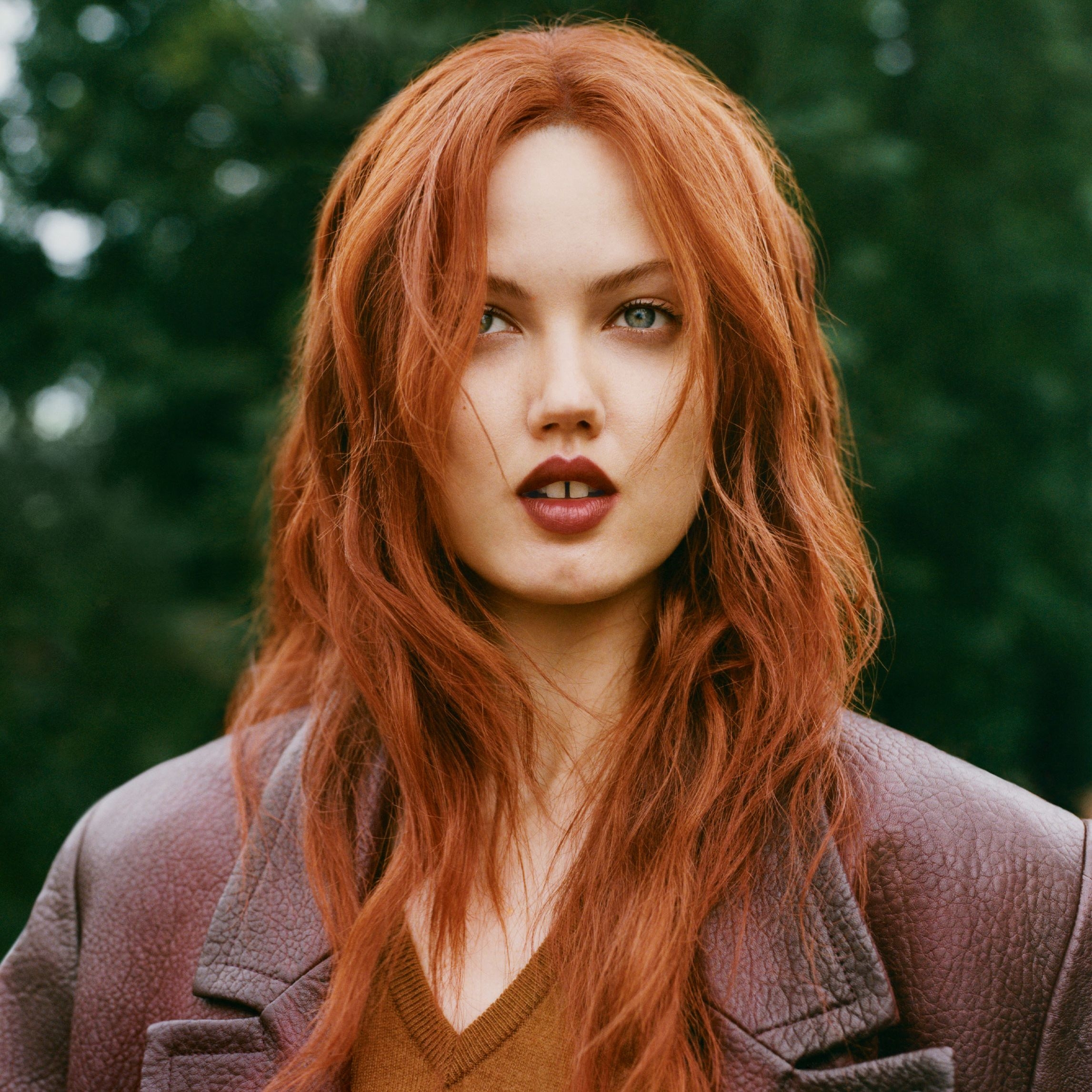 Spiced Cherry Red Is The Juiciest New Hair Color Trend For Fall 2022 See Photos Allure