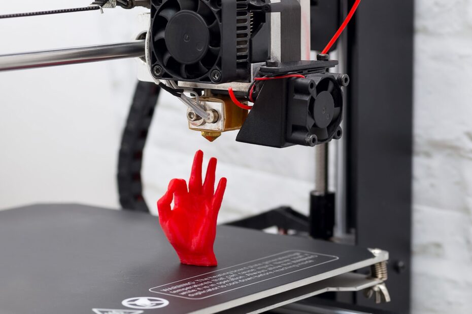 The Machine Used To Create 3D Printed Objects